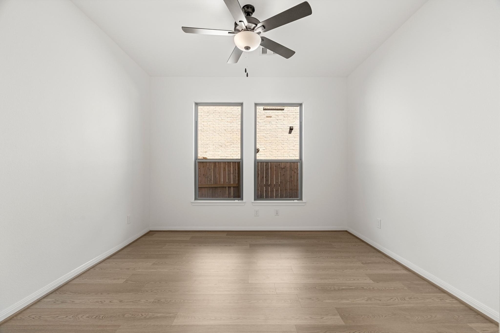 2610 Glacier Point Drive - Photo 14