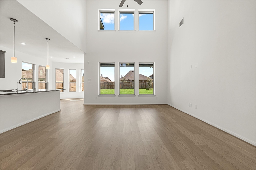 2610 Glacier Point Drive - Photo 4