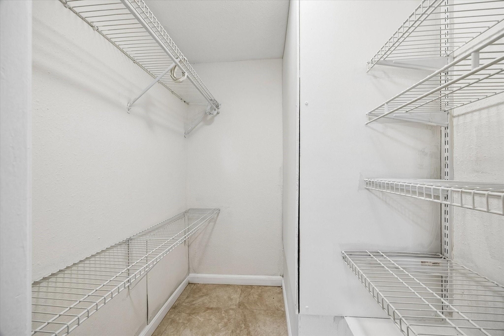 2206 Mason Street - Photo 10