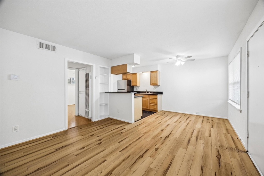 2206 Mason Street - Photo 1