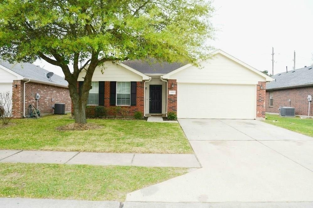 10011 Nw Park Place Drive - Photo 0