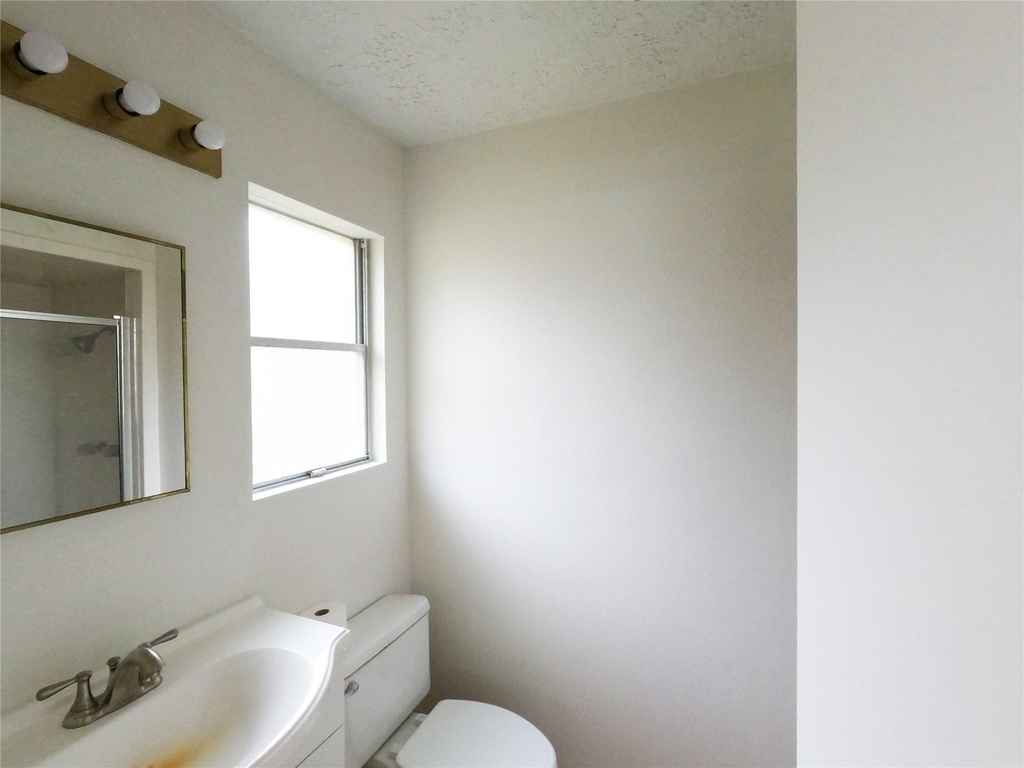 5231 Beechnut Street - Photo 7