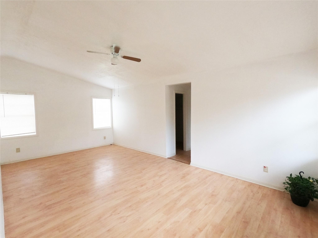 5231 Beechnut Street - Photo 15
