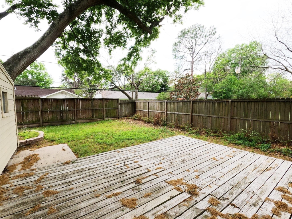 5231 Beechnut Street - Photo 18