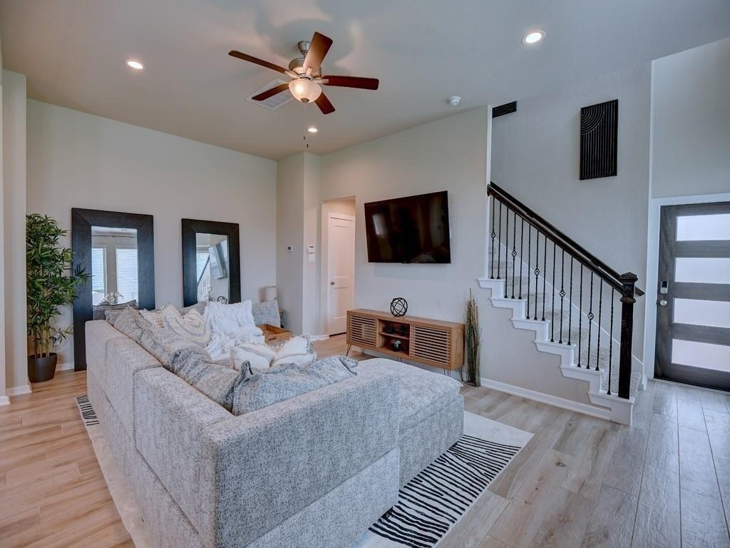 2543 Manor Valley Court - Photo 10