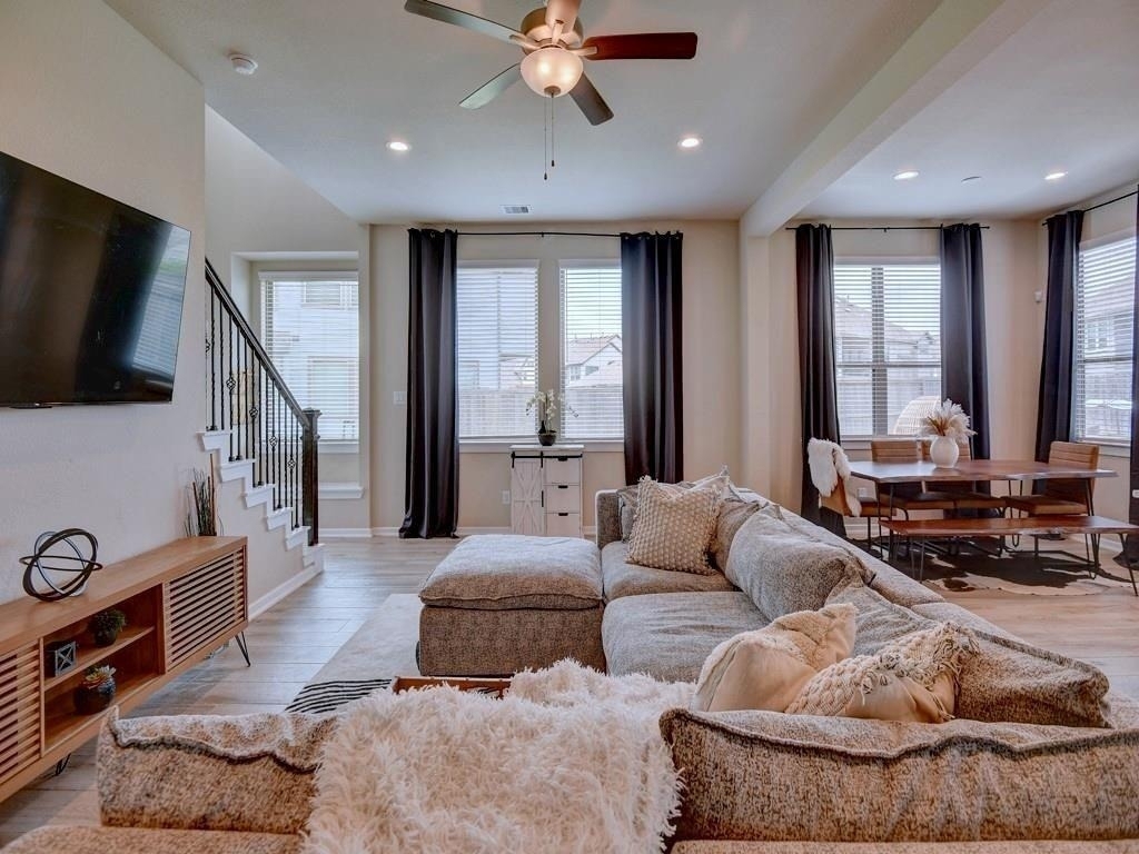 2543 Manor Valley Court - Photo 11