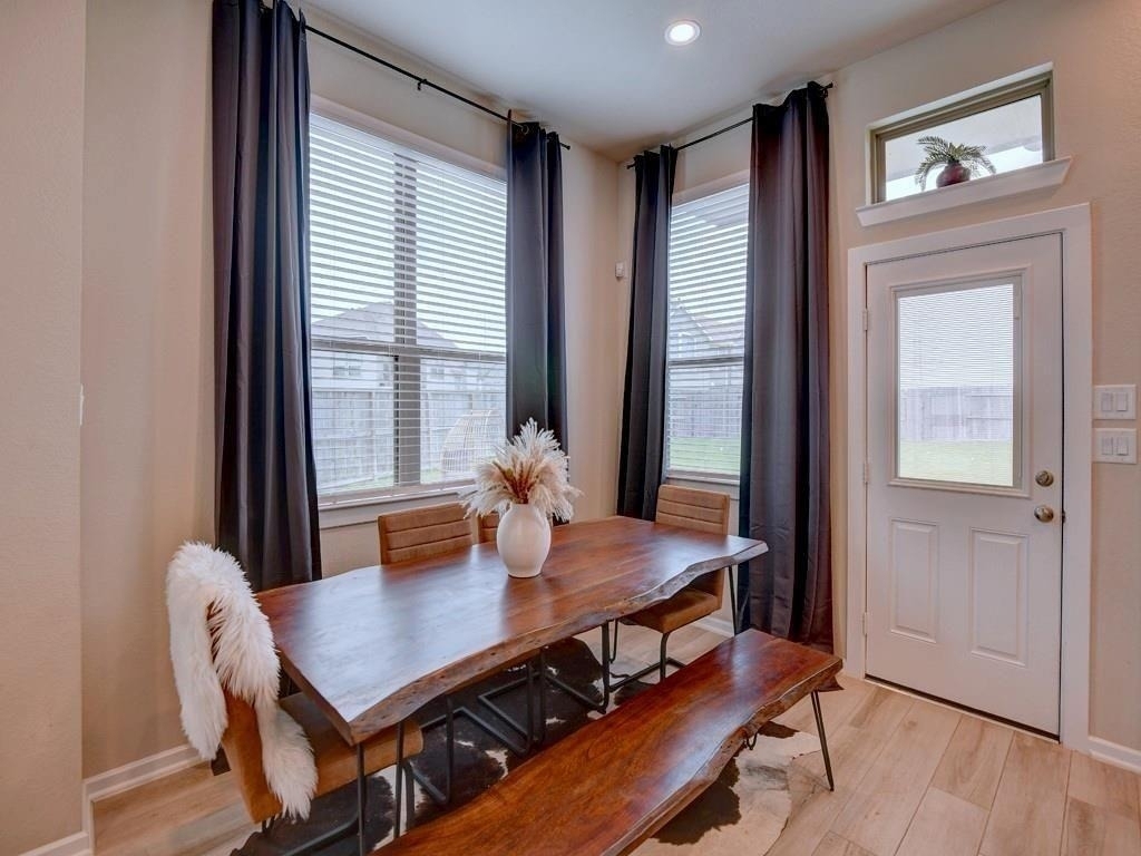 2543 Manor Valley Court - Photo 12