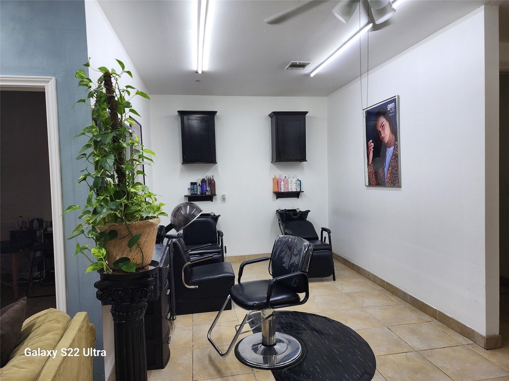 410 Rosamond Street - Photo 7