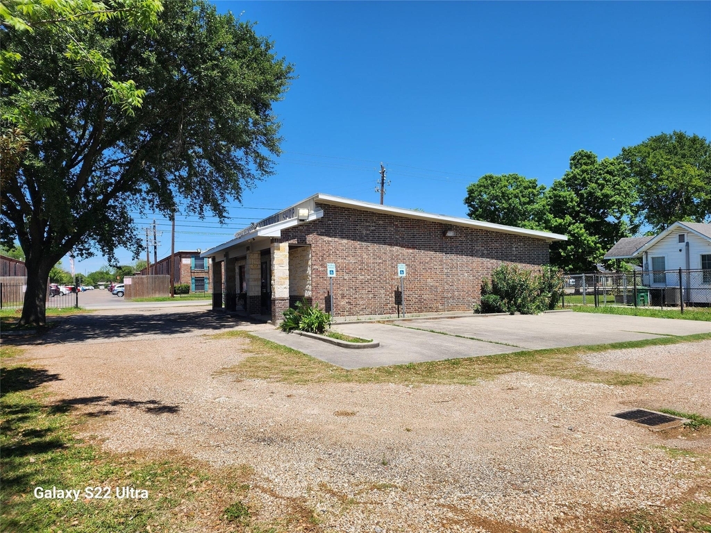 410 Rosamond Street - Photo 4