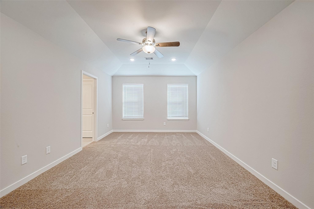 1547 Revolution Way - Photo 26