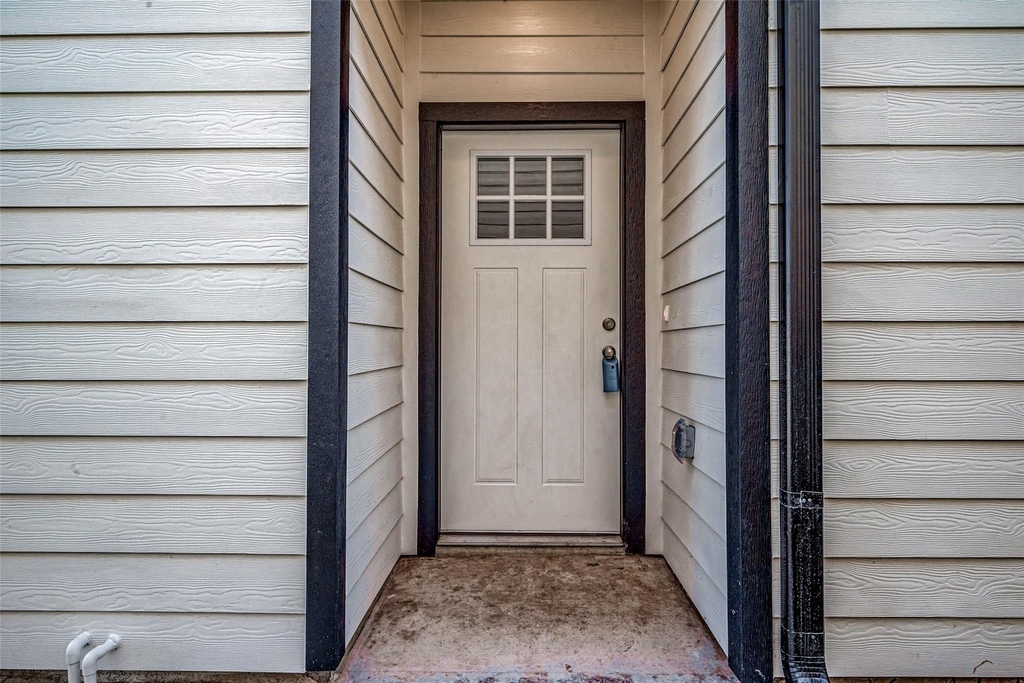 1547 Revolution Way - Photo 3
