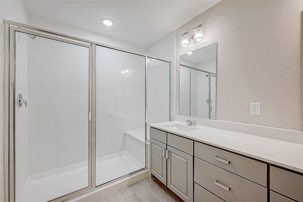 1547 Revolution Way - Photo 30