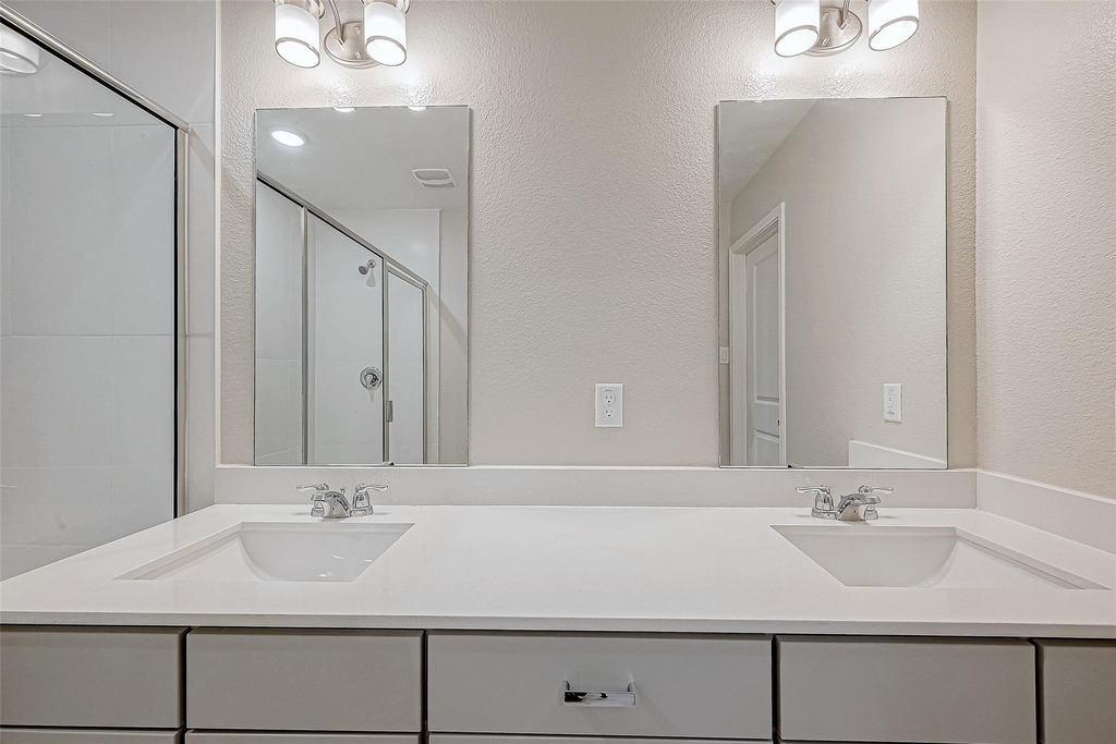 1547 Revolution Way - Photo 29