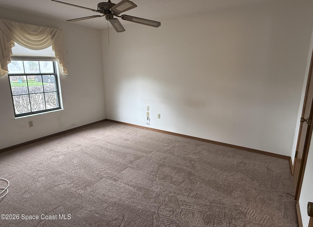 9032 Manchester Lane - Photo 10