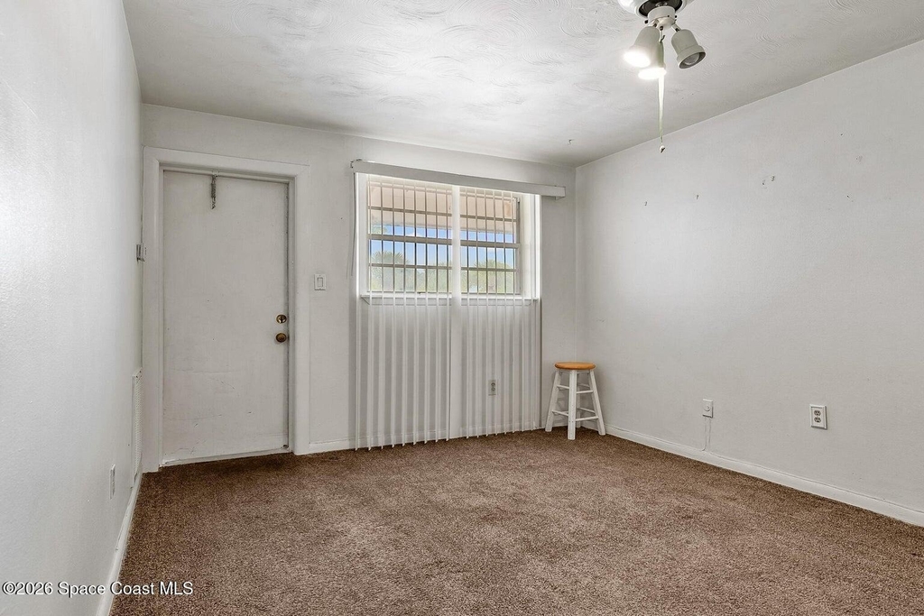 401 Monroe Avenue - Photo 10