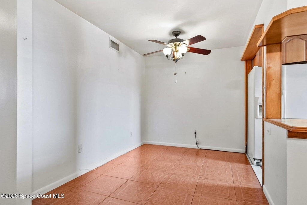 401 Monroe Avenue - Photo 9