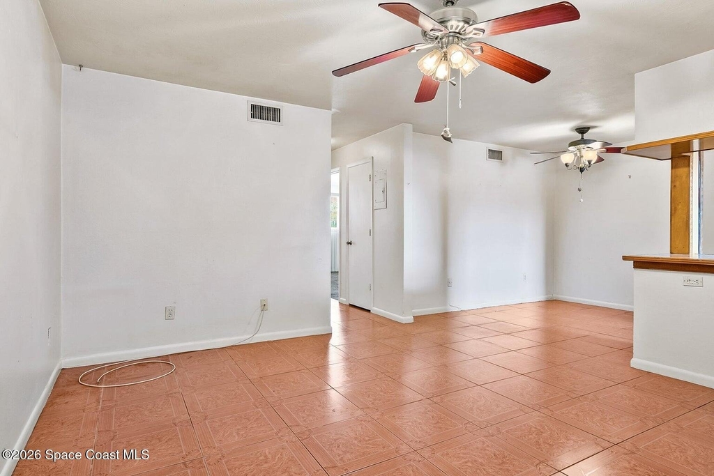 401 Monroe Avenue - Photo 6