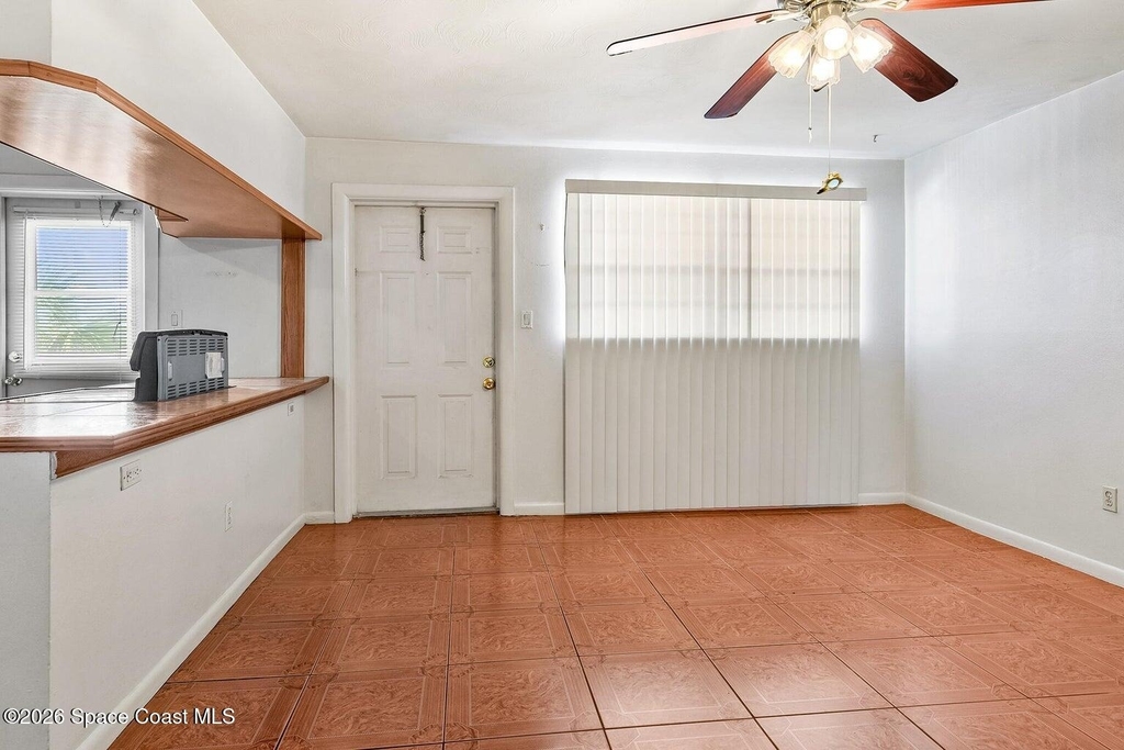 401 Monroe Avenue - Photo 5