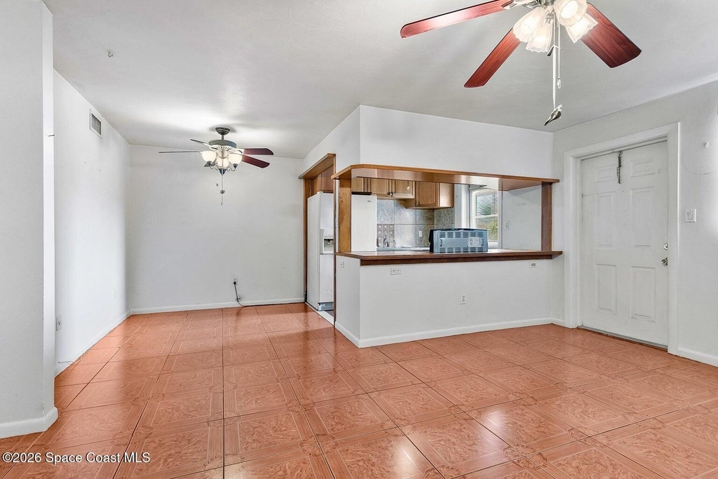 401 Monroe Avenue - Photo 4