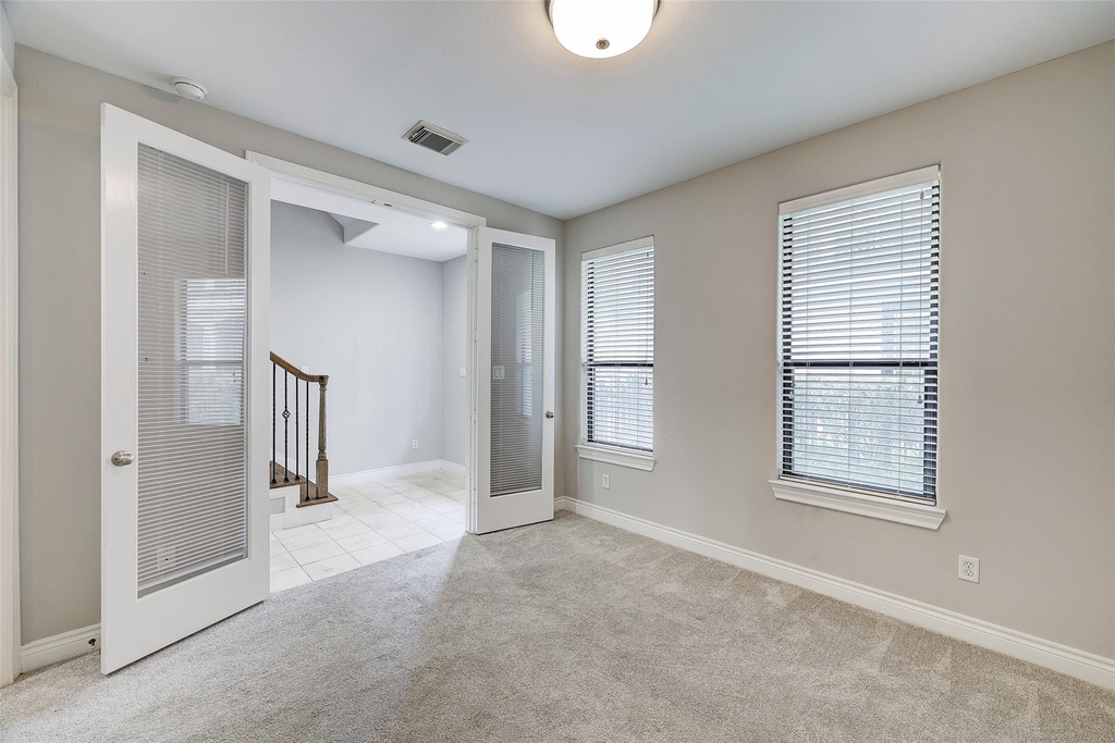 3245 Maxroy Street - Photo 24