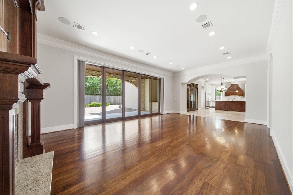 5339 Tilbury Drive - Photo 11