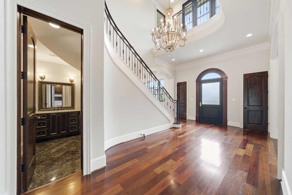 5339 Tilbury Drive - Photo 6