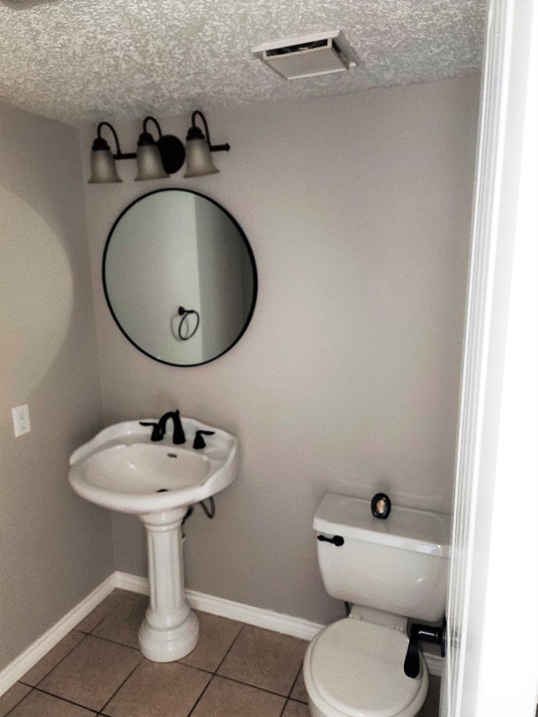2402 Chestnut Mills Road - Photo 6