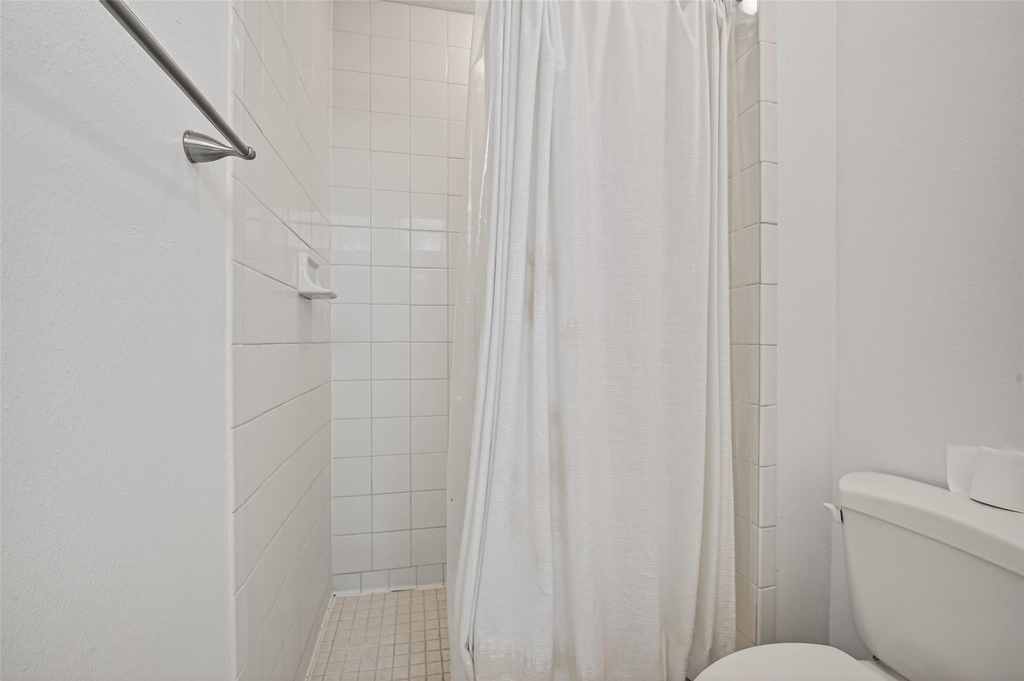 1106 E Red Cedar Circle - Photo 30
