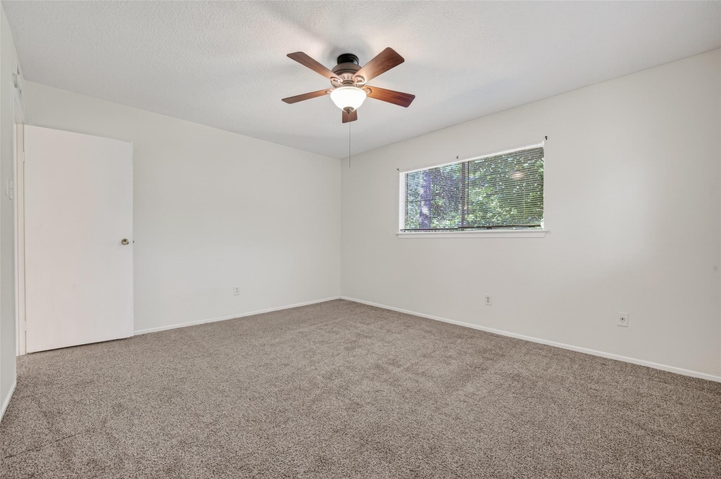 1106 E Red Cedar Circle - Photo 26