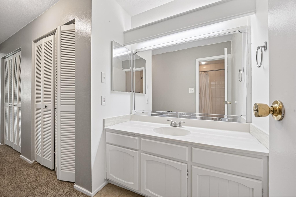 1106 E Red Cedar Circle - Photo 28