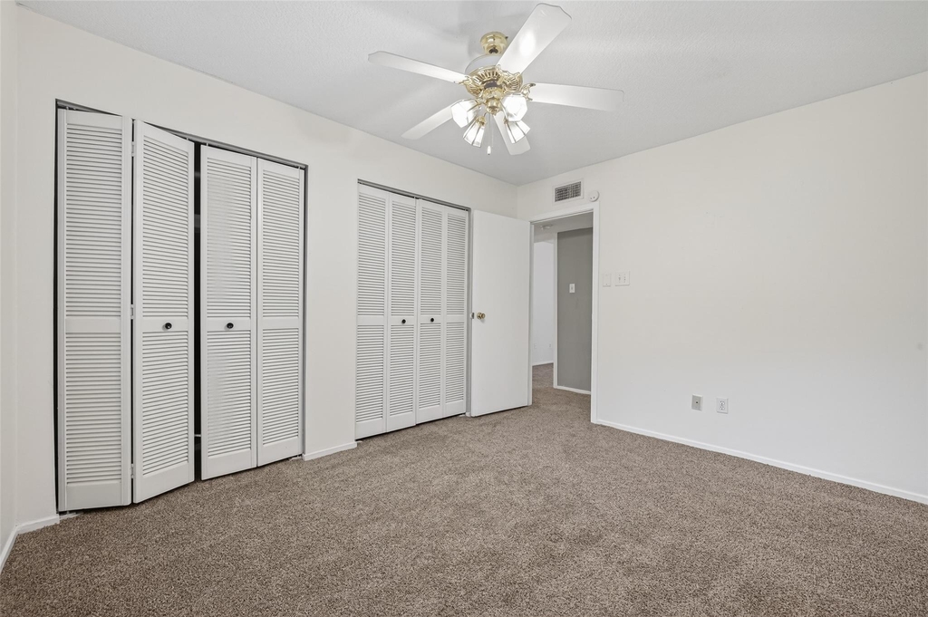 1106 E Red Cedar Circle - Photo 18