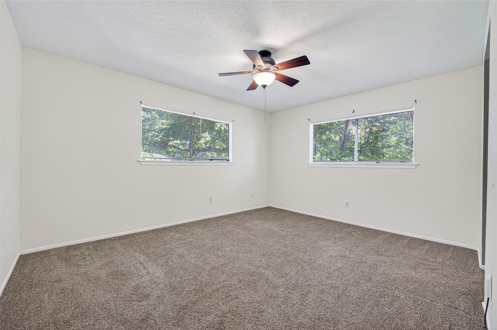1106 E Red Cedar Circle - Photo 24