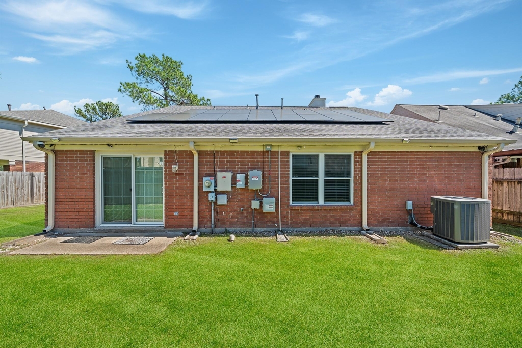 9915 Villa Verde Drive - Photo 21