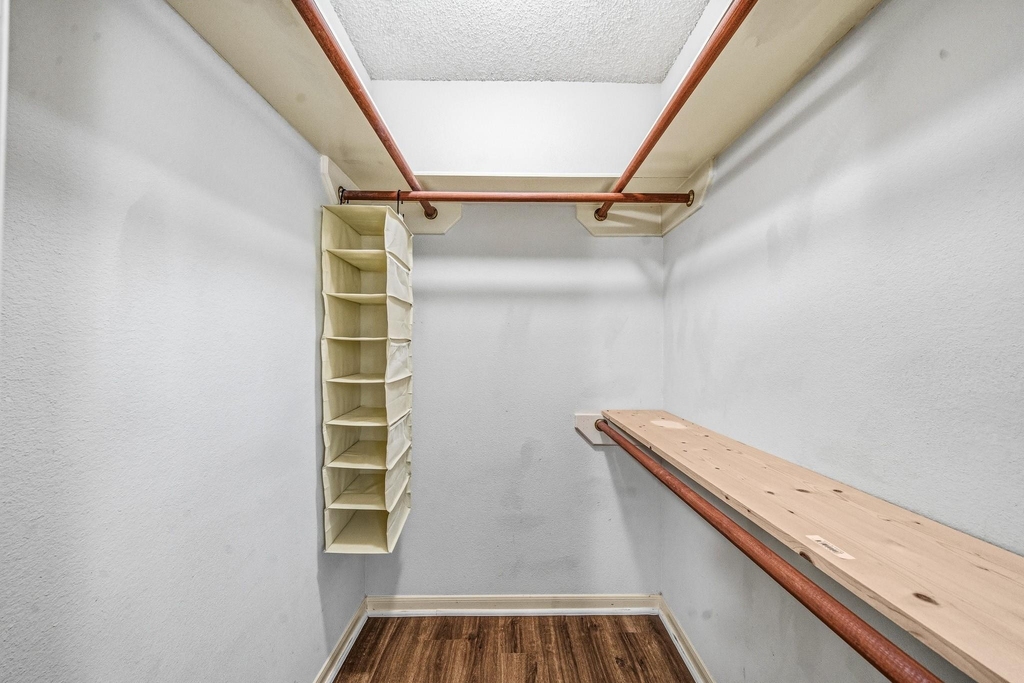9915 Villa Verde Drive - Photo 13