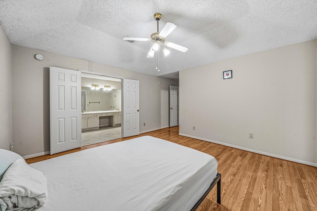 9915 Villa Verde Drive - Photo 17