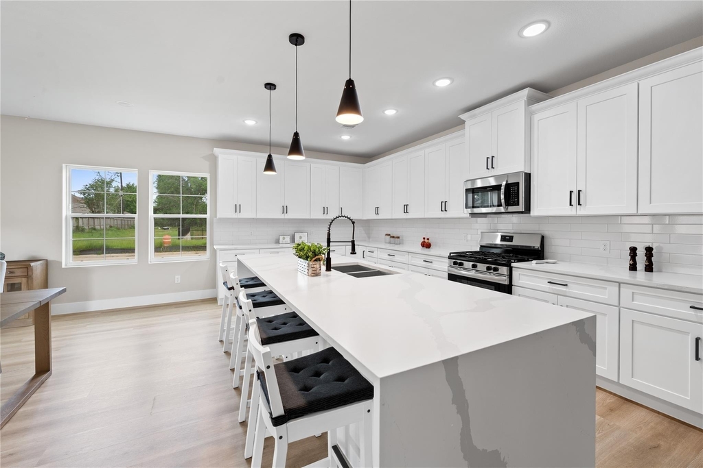 2606 Piemonte Avenue Cir - Photo 9