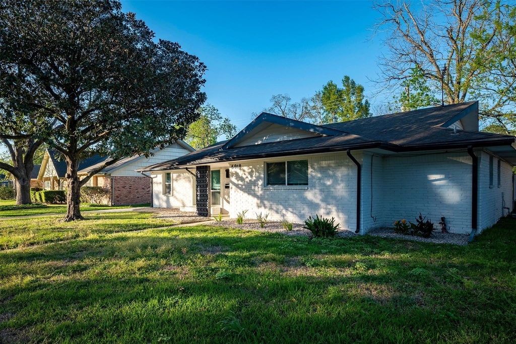 5918 Lattimer Drive - Photo 30