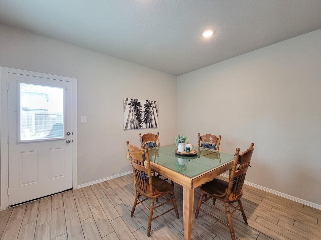 24802 Winema Woods Lane - Photo 10