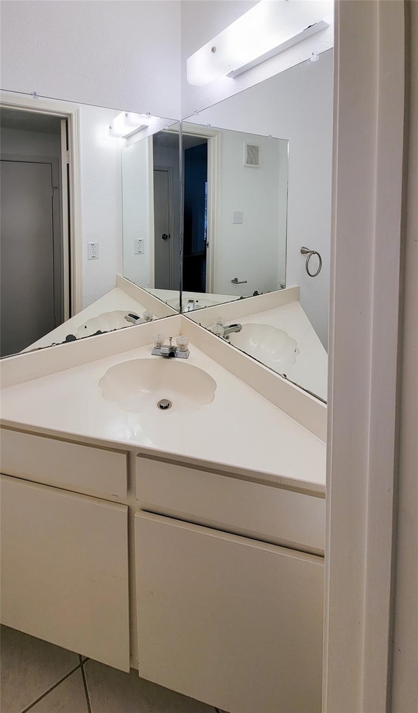 7575 Cambridge Street - Photo 14