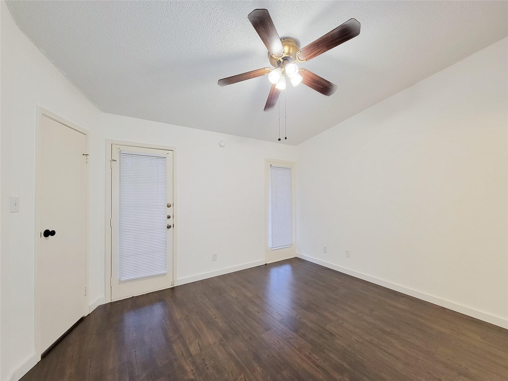 7575 Cambridge Street - Photo 15