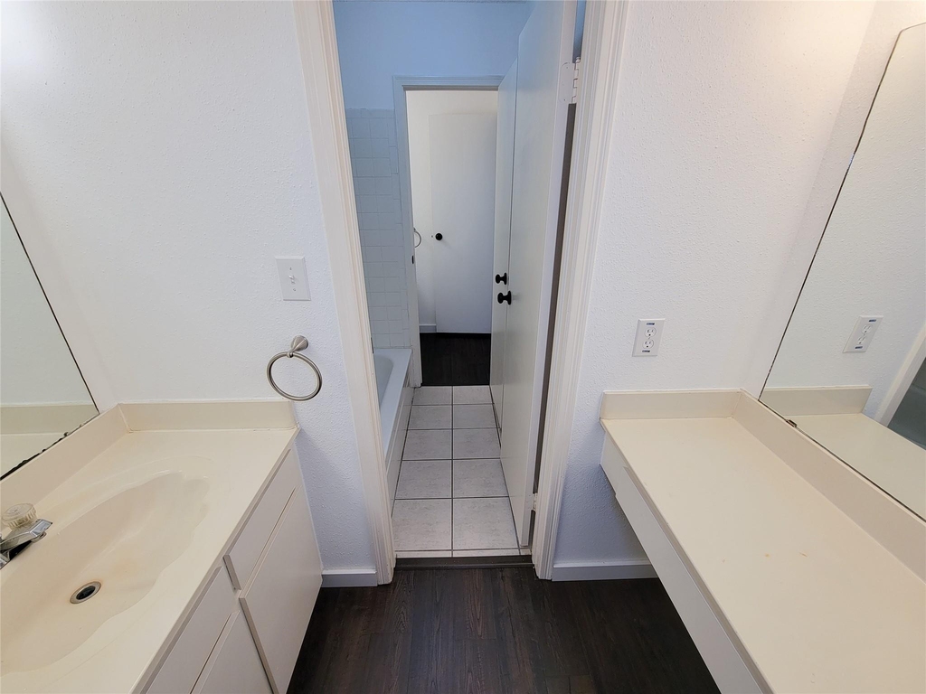 7575 Cambridge Street - Photo 19