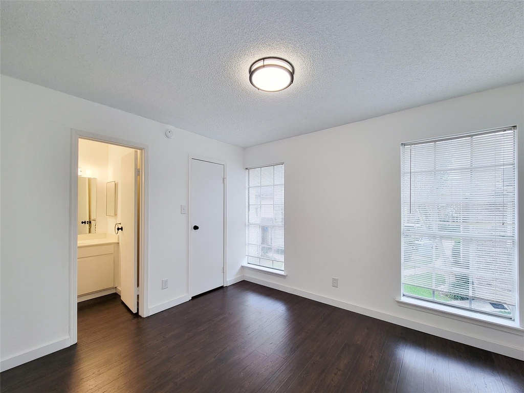 7575 Cambridge Street - Photo 21