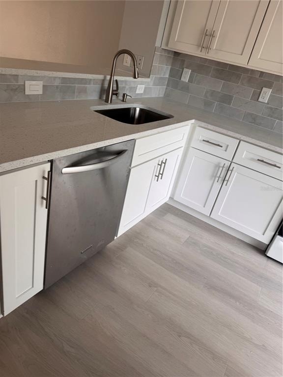 1133 E Rohe Street - Photo 1
