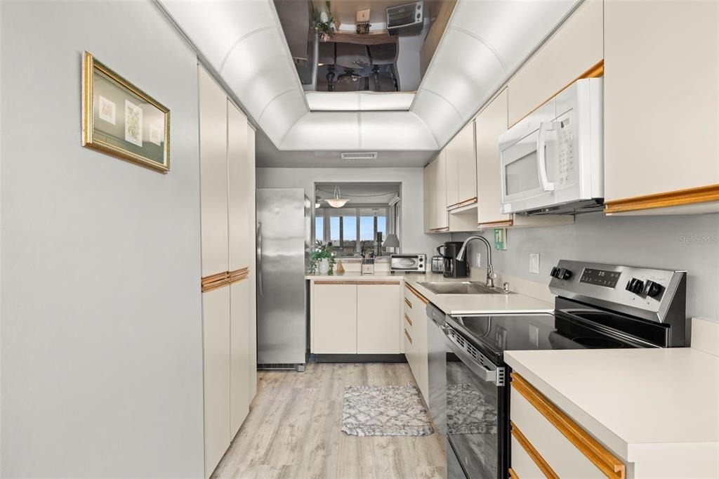 9415 Blind Pass Road - Photo 20