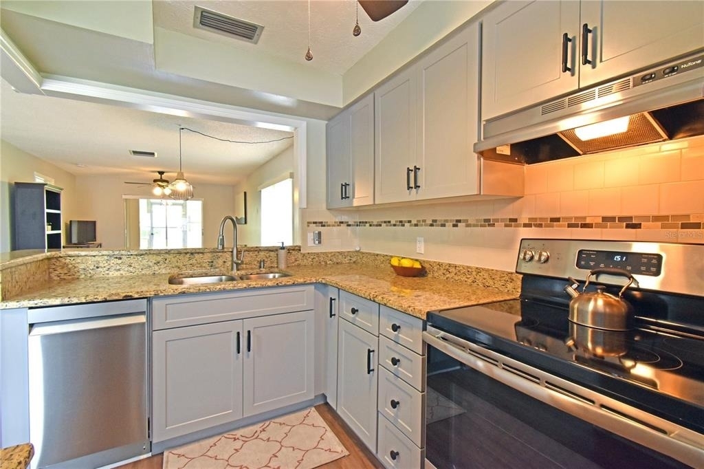 3683 Trophy Boulevard - Photo 4