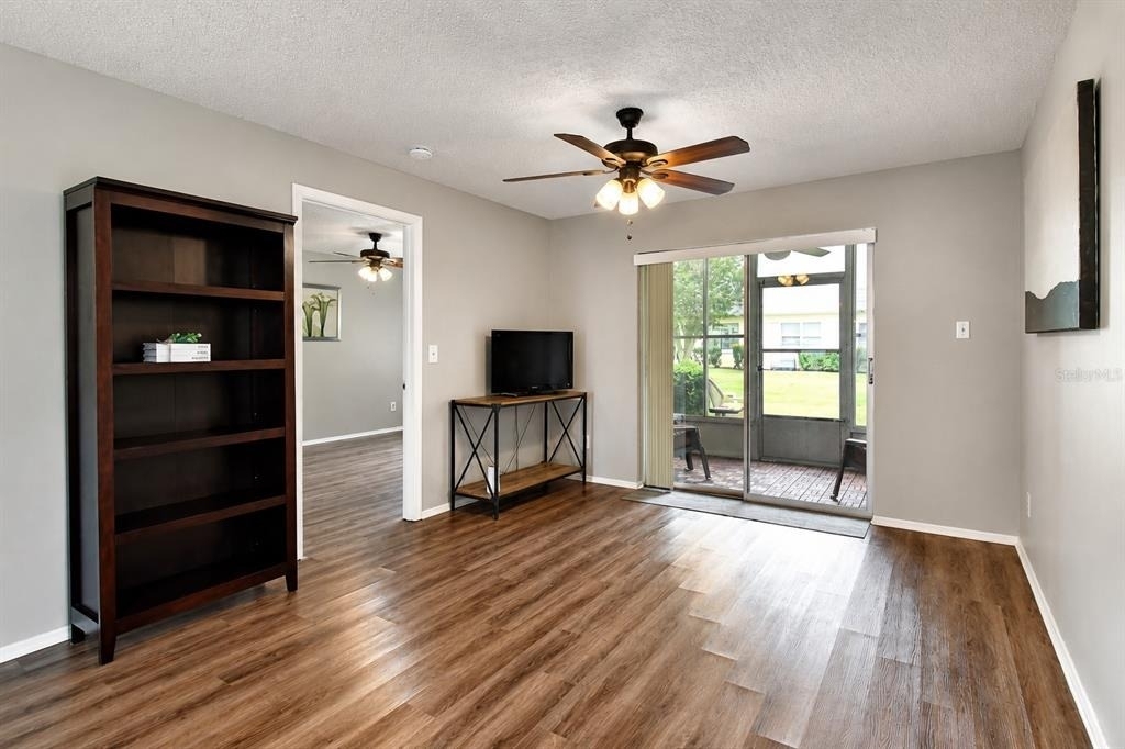 3683 Trophy Boulevard - Photo 5