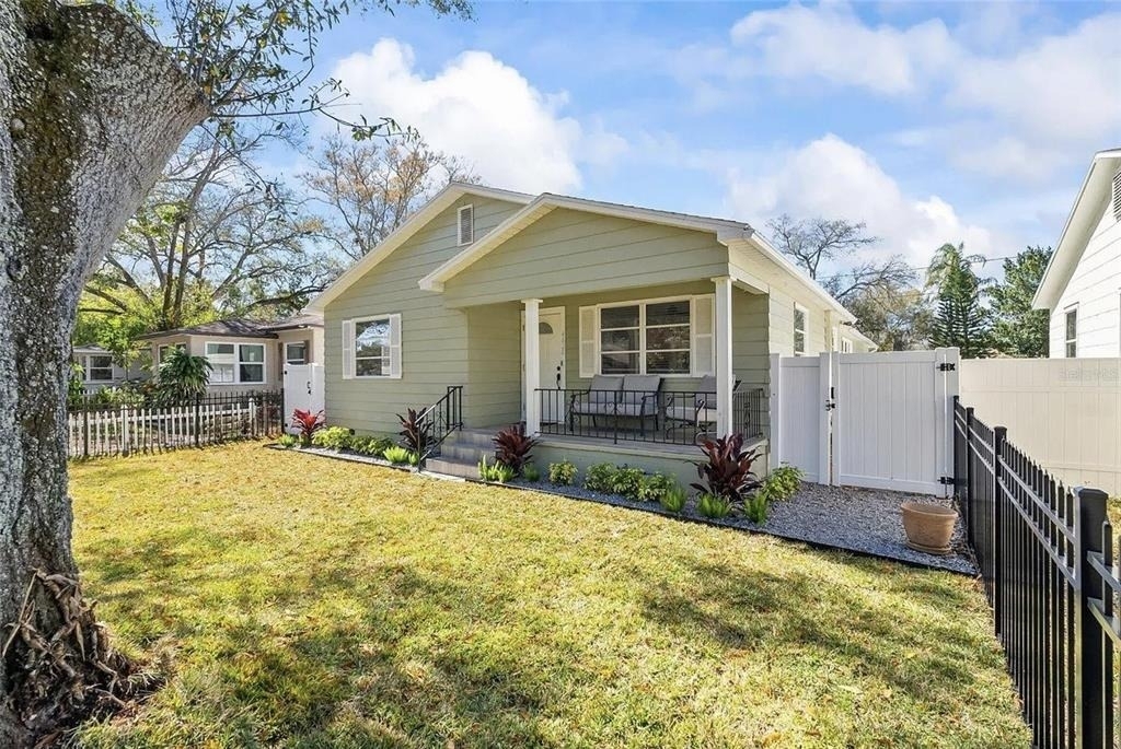 4628 Dr Martin Luther King Jr Street N - Photo 2
