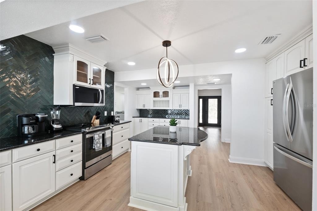 900 79th Street S - Photo 9