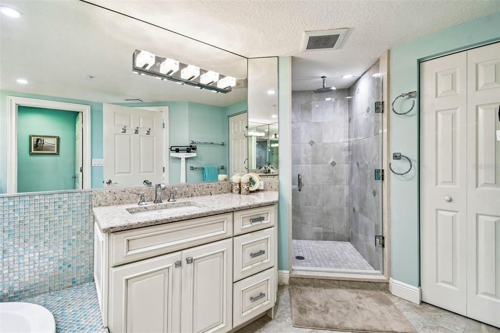 16750 Gulf Boulevard - Photo 18