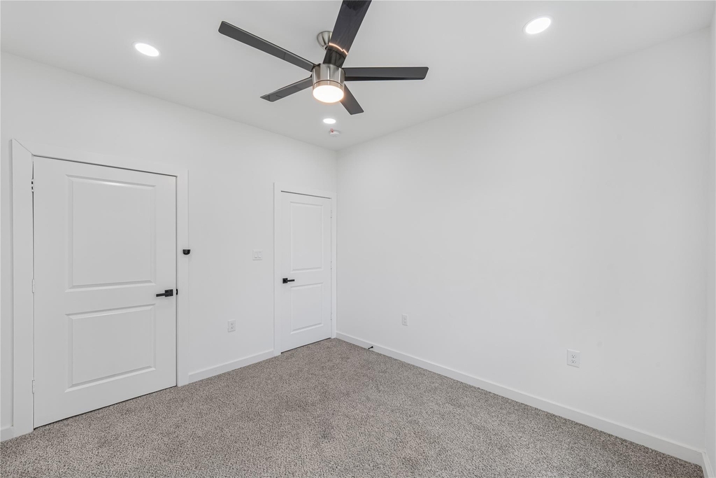 6809 Fairway - Photo 14